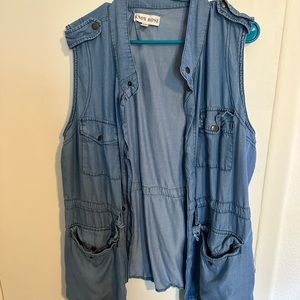 DENIM VEST